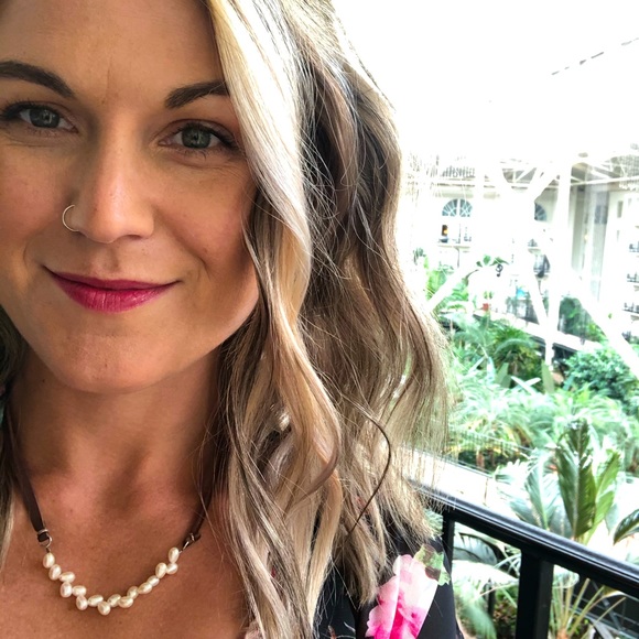 Meet your Posher, Katie - Picture 2 of 4